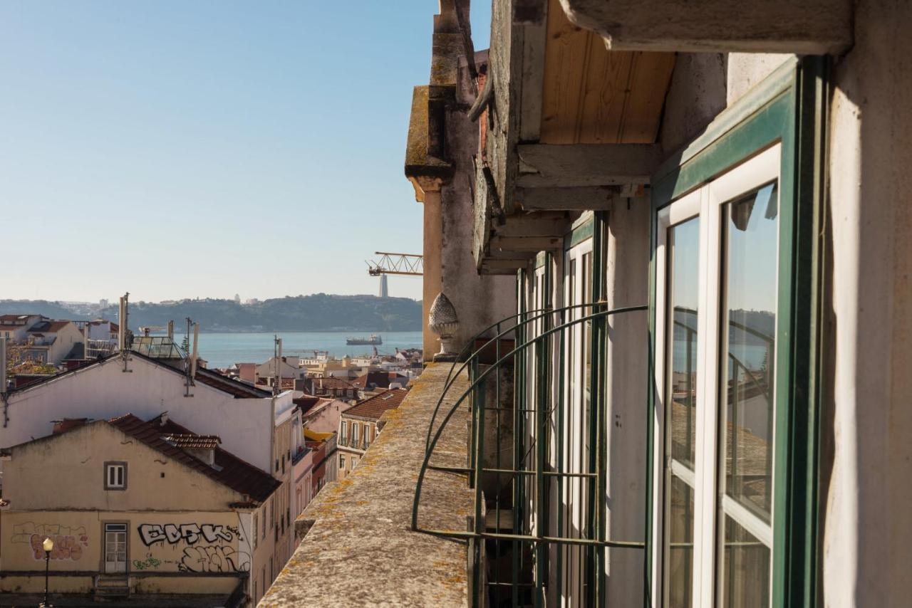 Principe Real Charming Garden View Flat At The Heart Of Lisbon Apartment Exterior photo